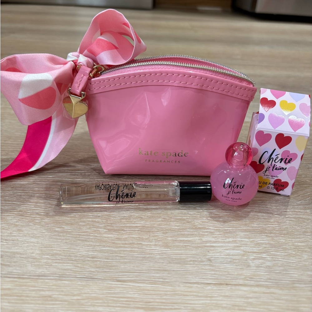 KATE SPADE ♠️ - Picture 2 of 4